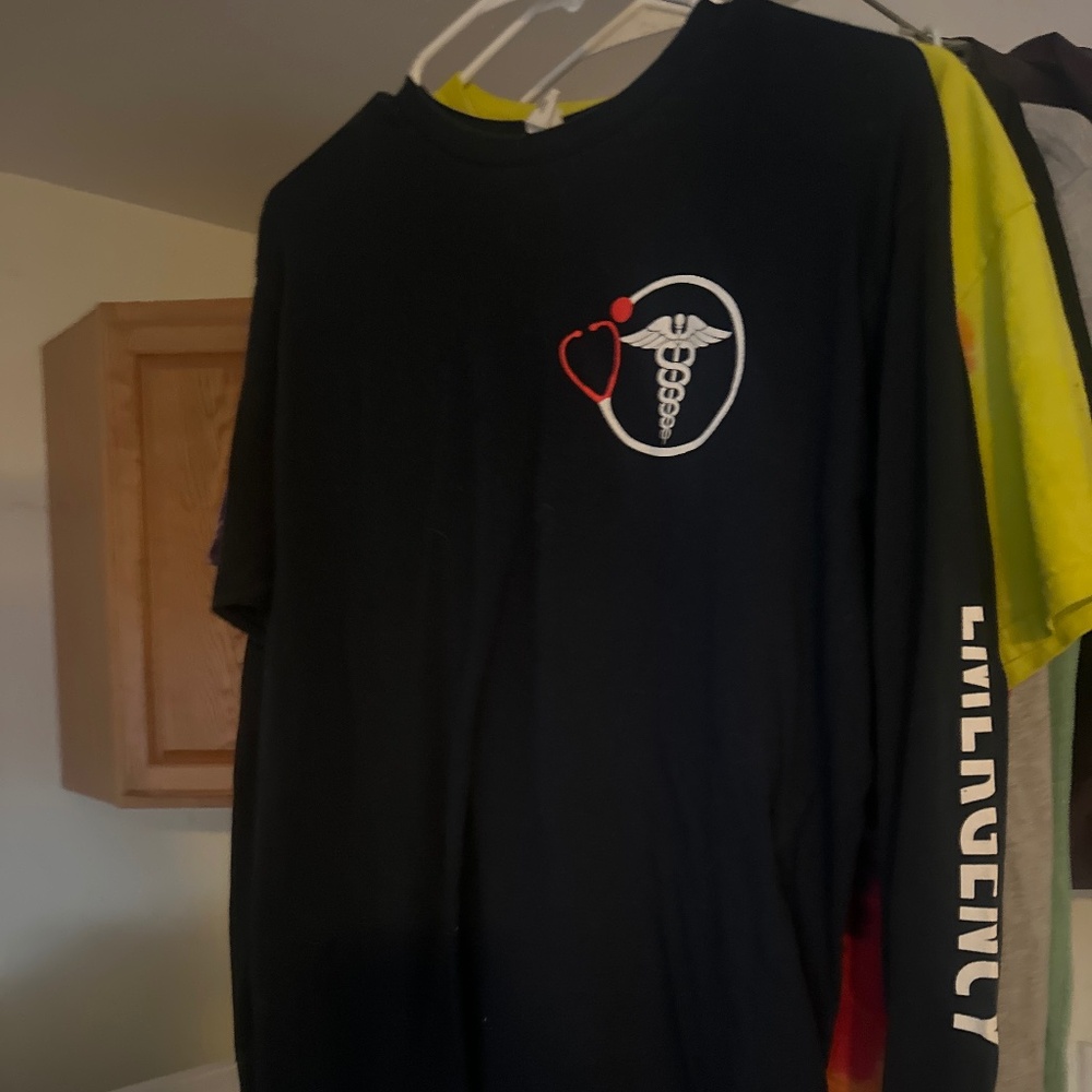 Long-Sleeve Medium Emergency Sweater with Medical Symbol and Syphymomonameter